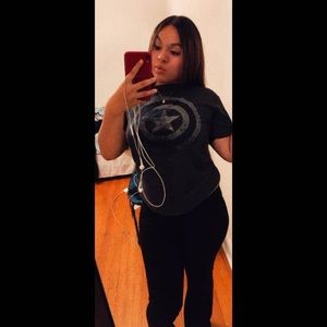 Meet your Posher, Adriana